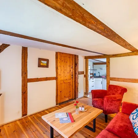 Hexenhaus Auf Ruegen Rappin