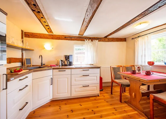 アパート Hexenhaus Auf Ruegen Rappin